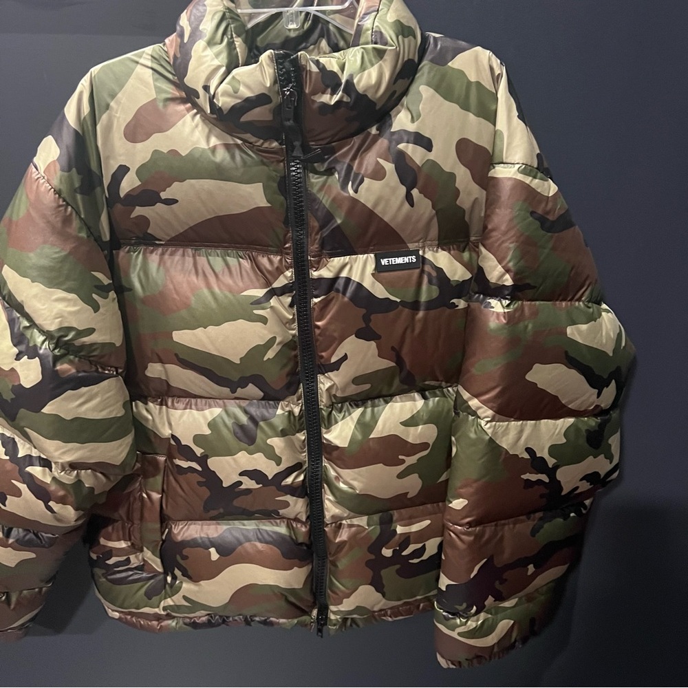Vetements Logo Camo Green Print Puffer Jacket Coat - Picture 4 of 10